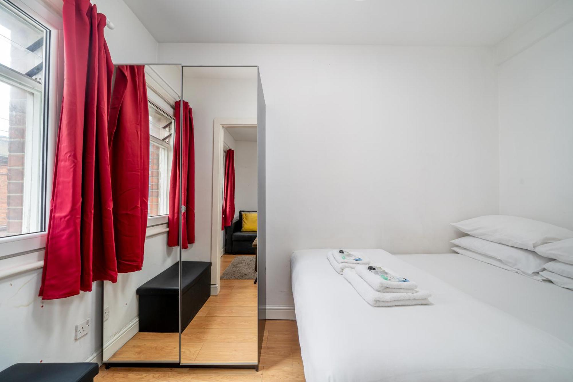 Carnaby & Oxford Street - Central Soho - One Bedroom - Double Bed & Sofabed Londres Exterior foto