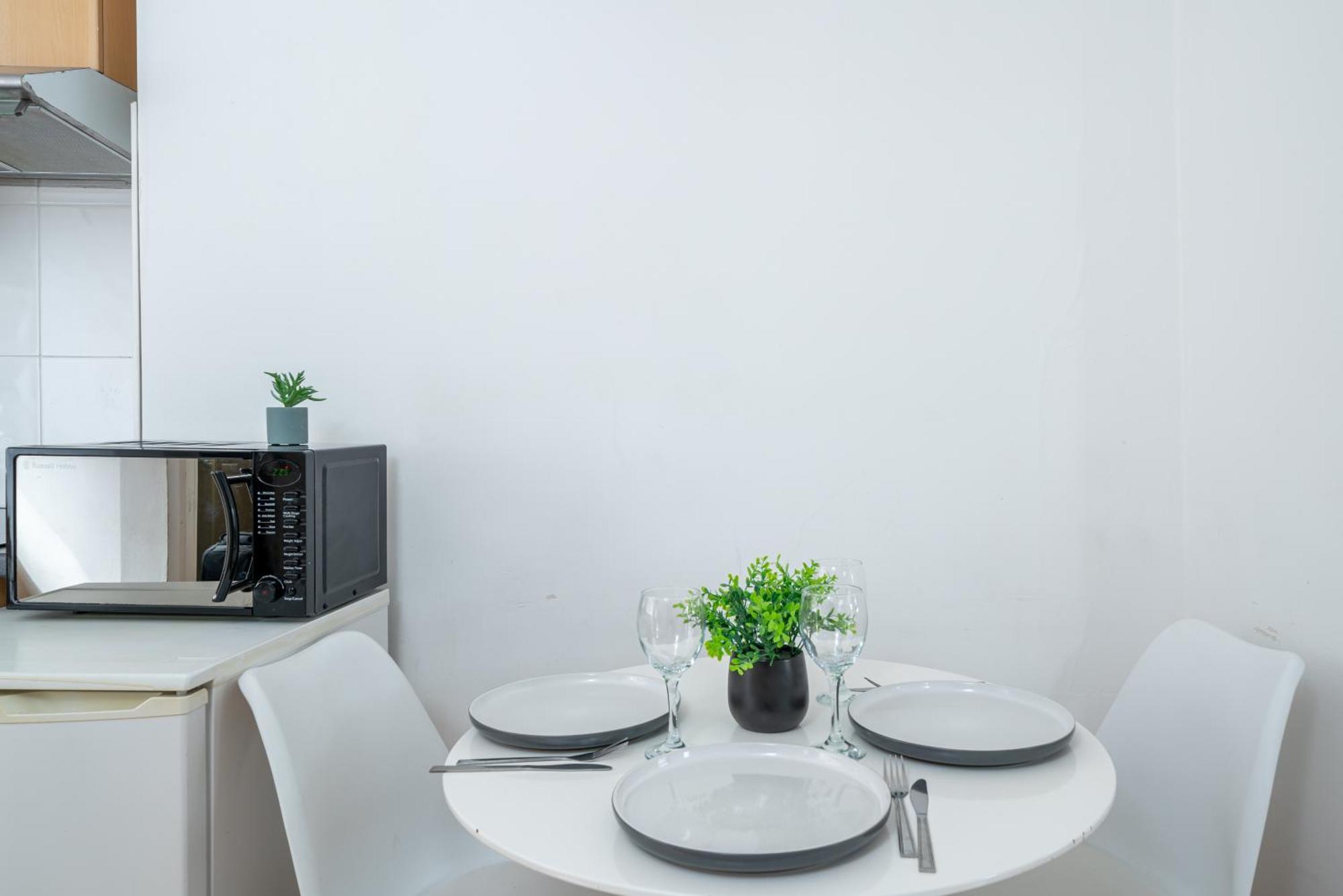 Carnaby & Oxford Street - Central Soho - One Bedroom - Double Bed & Sofabed Londres Exterior foto